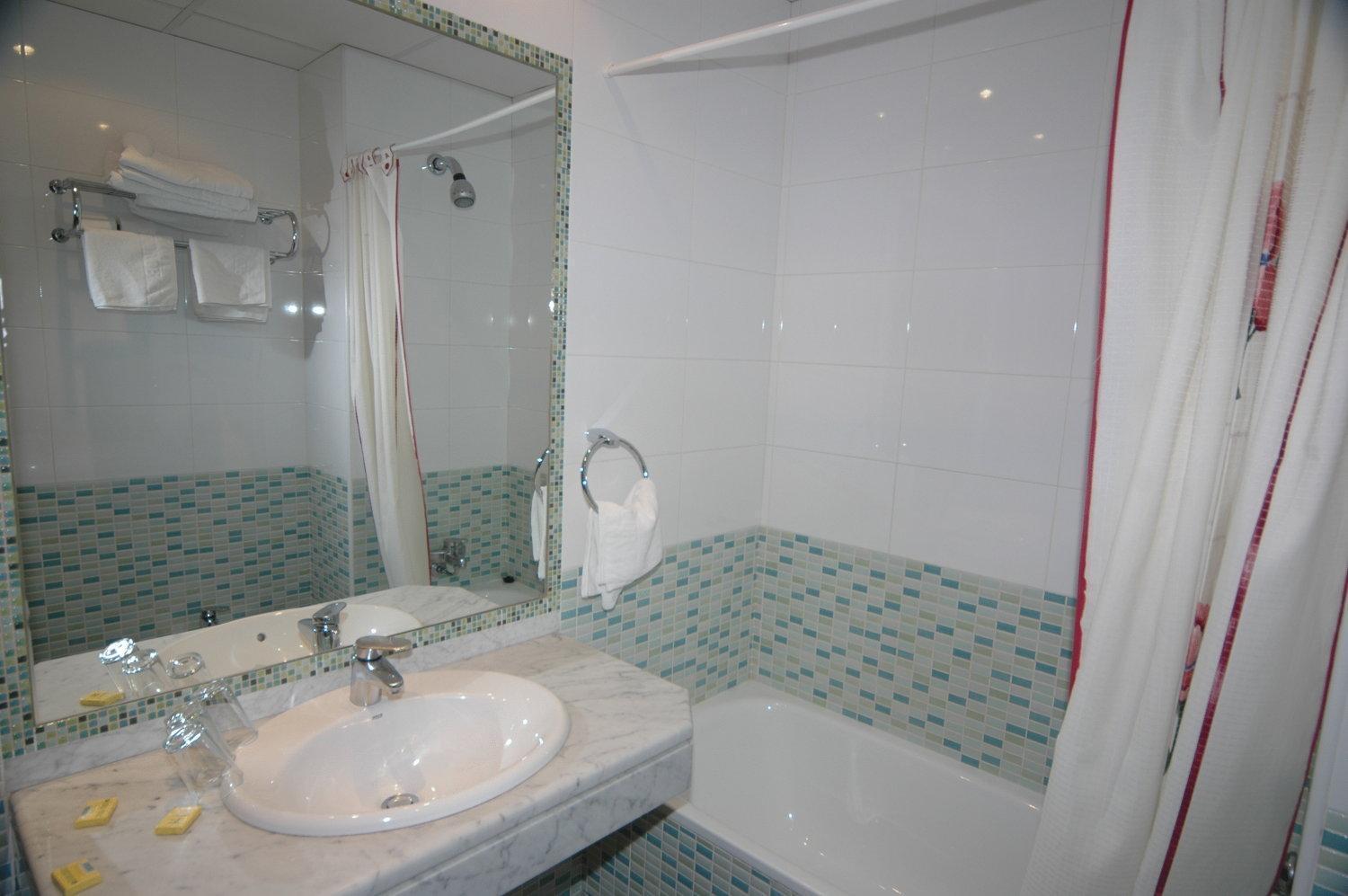 Hostal Ivor Мадрид Экстерьер фото